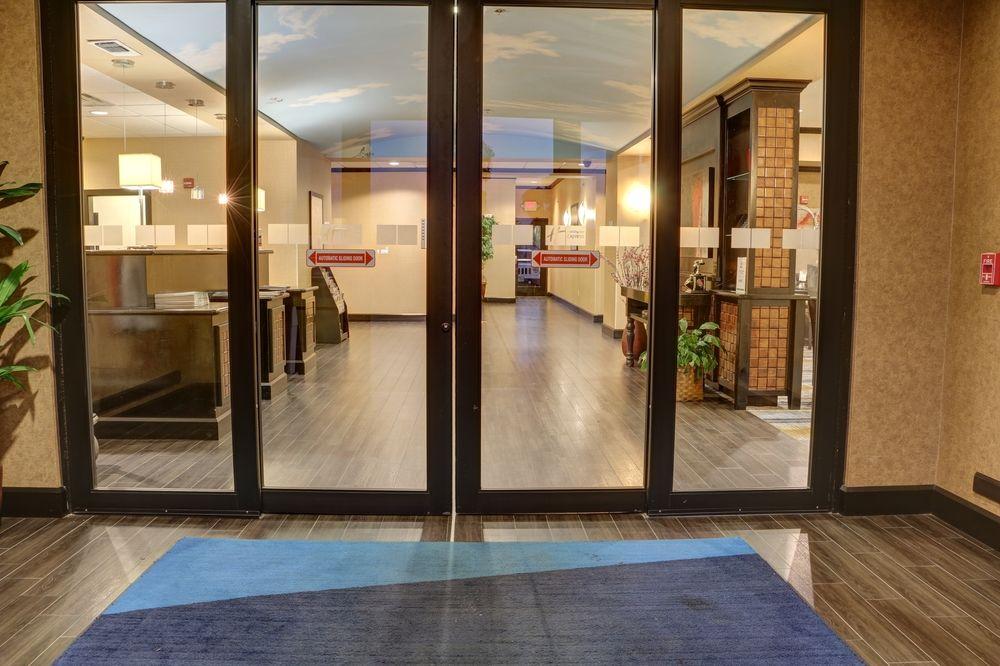 Holiday Inn Express Hotel & Suites Texarkana East By Ihg Buitenkant foto