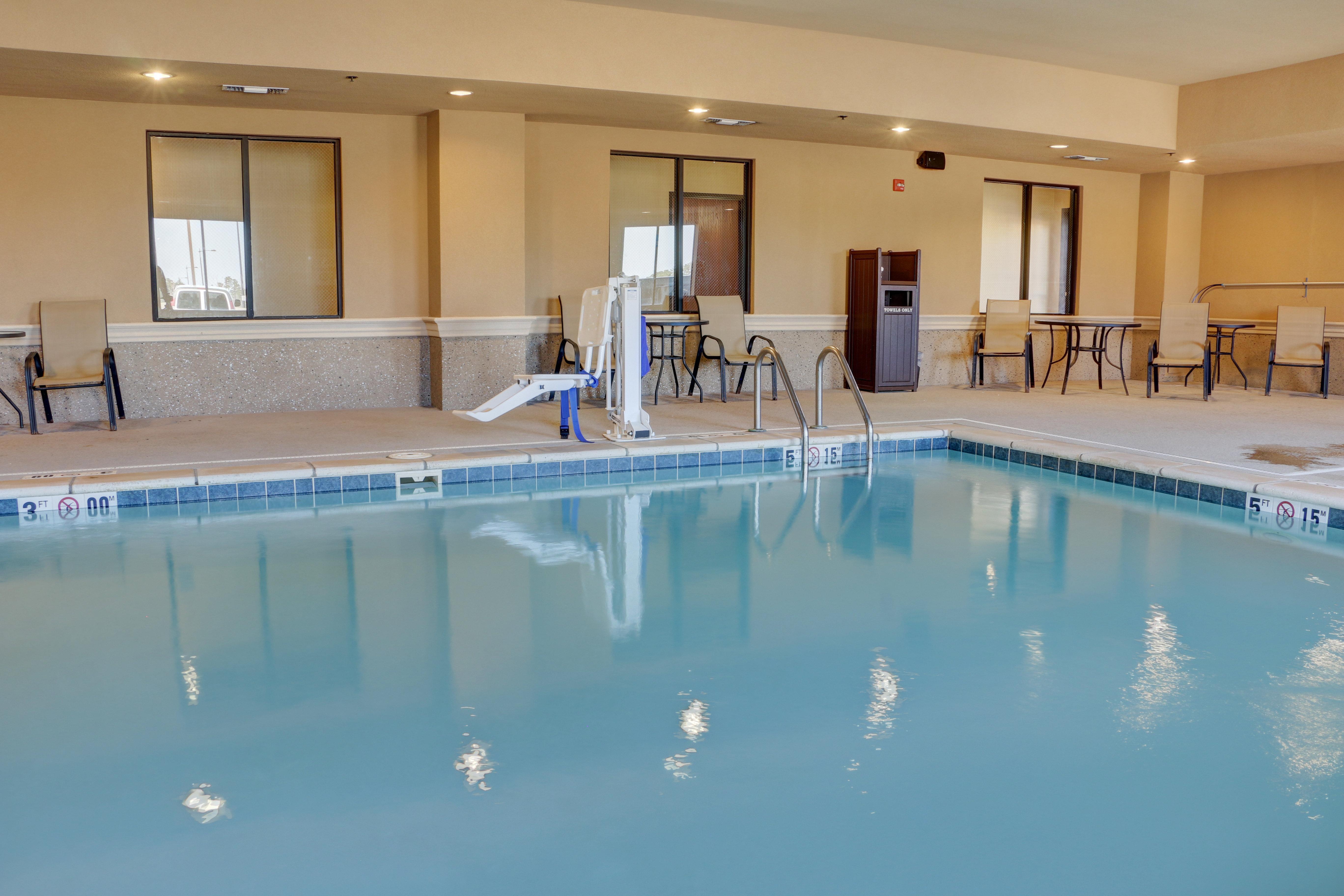 Holiday Inn Express Hotel & Suites Texarkana East By Ihg Buitenkant foto