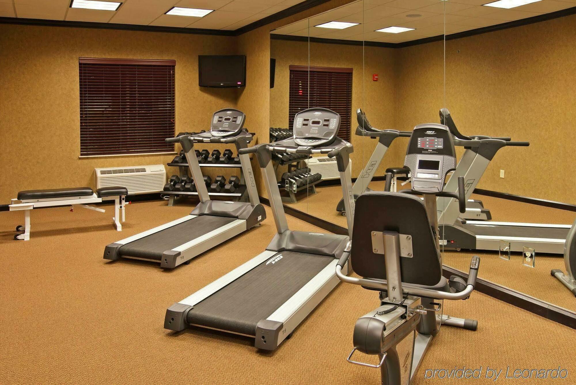 Holiday Inn Express Hotel & Suites Texarkana East By Ihg Buitenkant foto