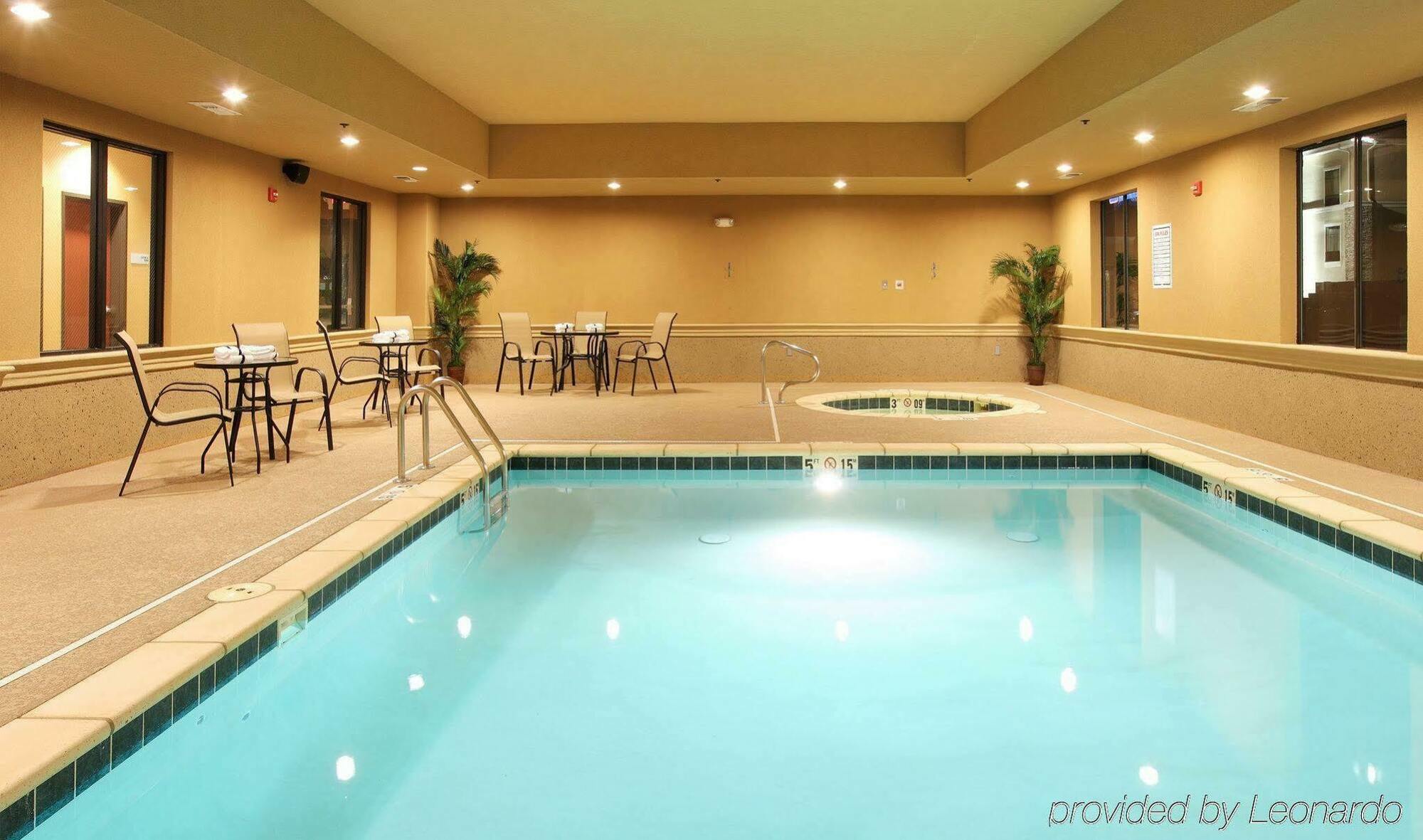 Holiday Inn Express Hotel & Suites Texarkana East By Ihg Faciliteiten foto